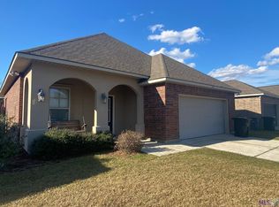 737 Greenwich Dr, Baton Rouge, LA 70820