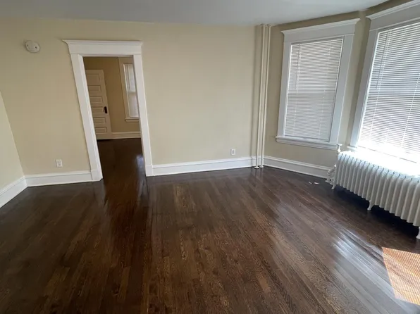 970 Reaney Avenue East - 3