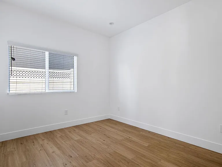 18199 Sunburst St — Photo 10
