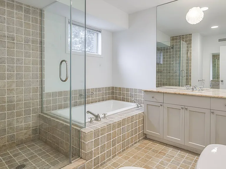 4 Peconic Rd — Photo 26