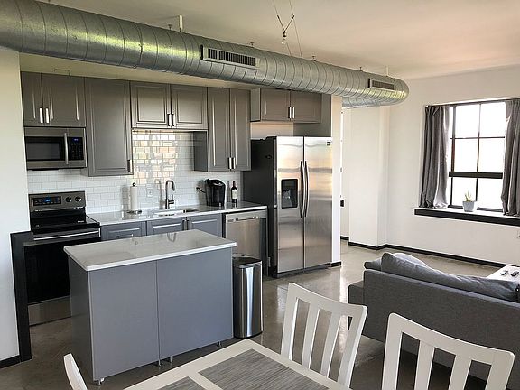 2nd image of 1720-1724 Chouteau Ave #503