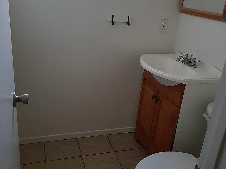2213 Ruhland Ave #B — Photo 3