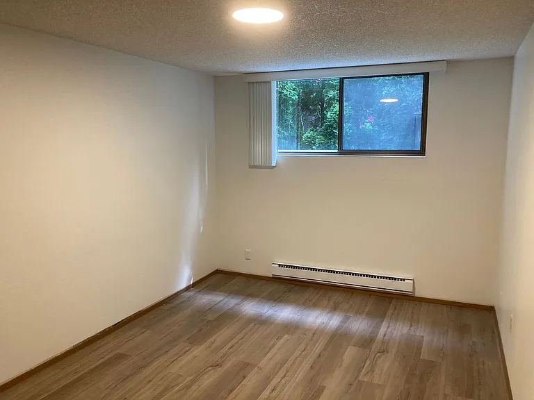 6549 California Ave SW — Photo 28