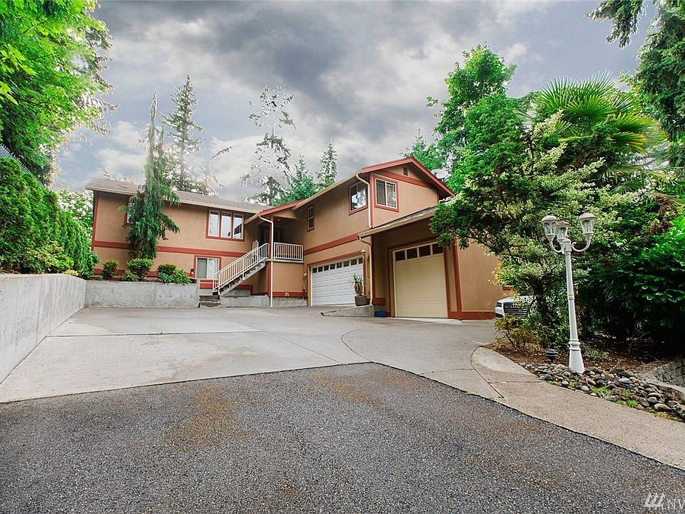 1st image of 22403 94th Ave S