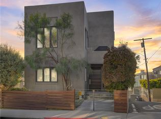 2219 Park Ave, Hermosa Beach, CA 90254