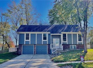 1429 SE 3rd St, Lees Summit, MO 64063