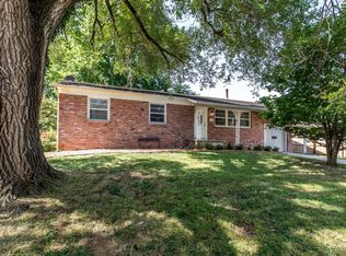 502 E Edgewood St, Springfield, MO 65807