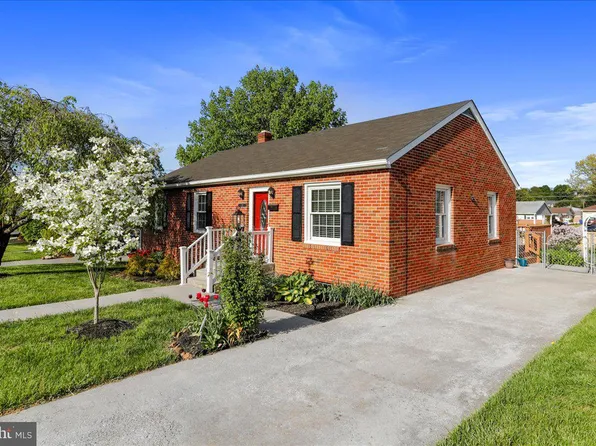 121 Manassas Ave, Front Royal, VA 22630