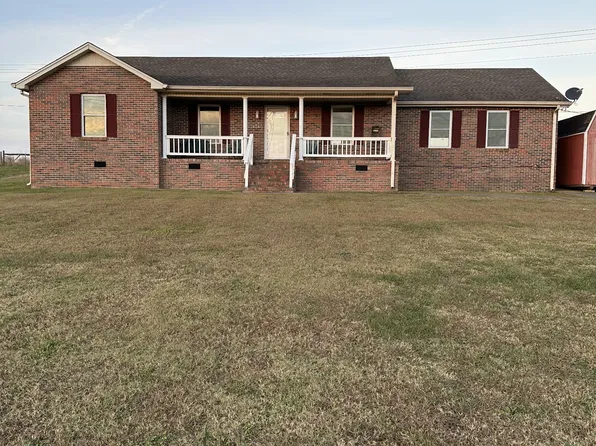 1900 Harwell Ln, Cornersville, TN 37047