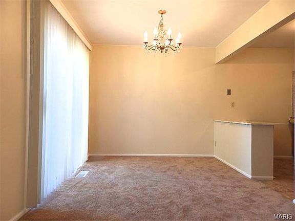 5th image of 1133 Appleseed Ln APT C