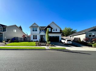 38504 Maple St, Sandy, OR 97055