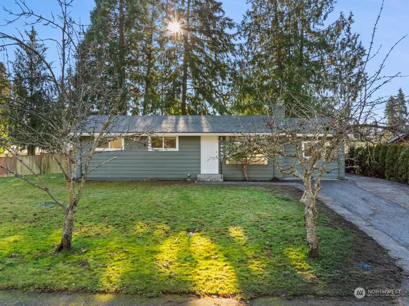 5824 177th Street SW, Lynnwood, WA 98037