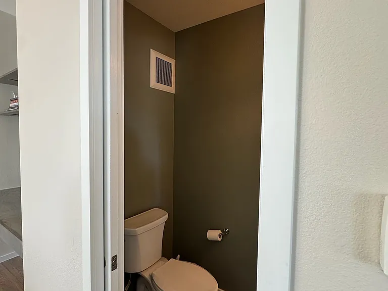 2725 W 25th Ave — Photo 29