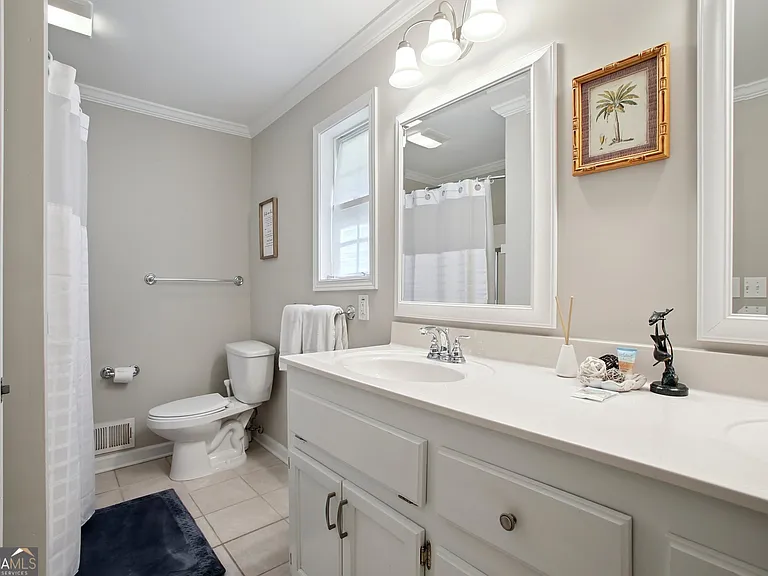 102 Hickory Dr — Photo 17