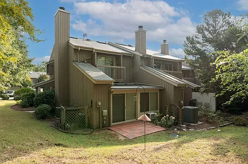 1 Weybridge Pl Photo 1