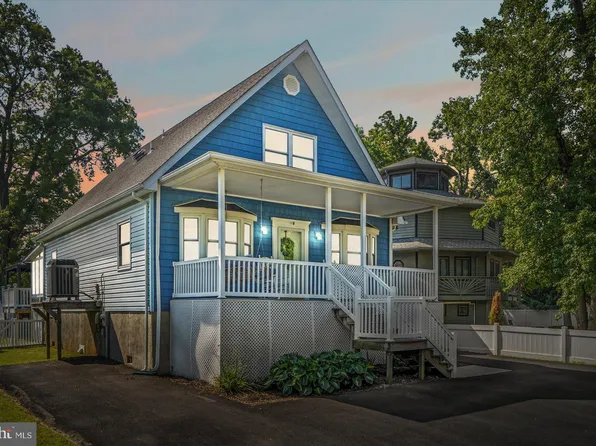 9019 Millers Island Blvd, Sparrows Point, MD 21219
