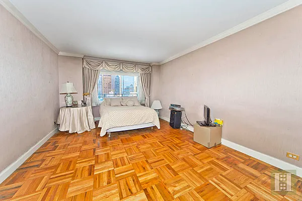 Sold by Halstead Real Estate | media 4