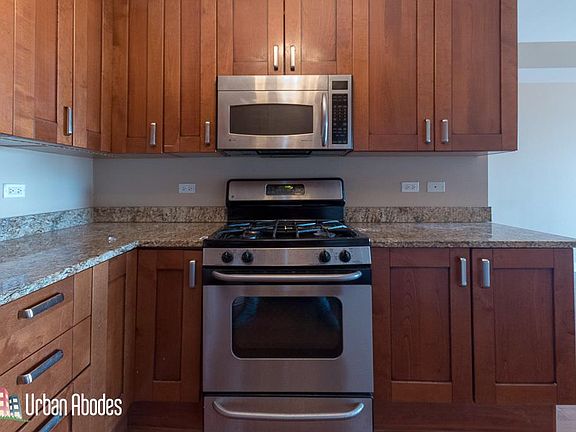 4th image of 2306 W Touhy Ave #Ua405