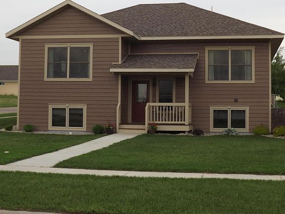 5th image of 930 Abbygail Dr