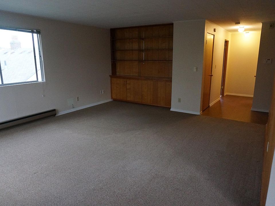 1st image of 6515 2nd Ave NE #1