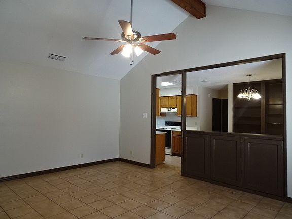 2nd image of 8617 Northridge Loop