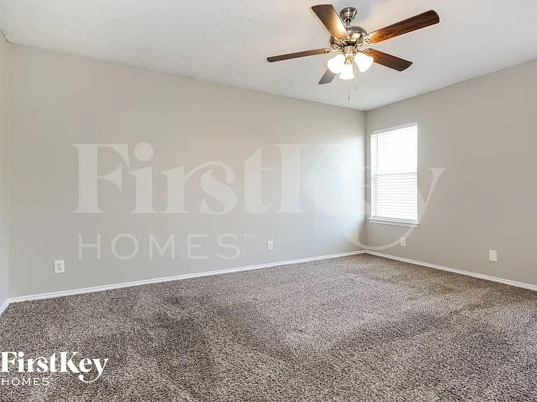 8128 Modesto Dr — Photo 7