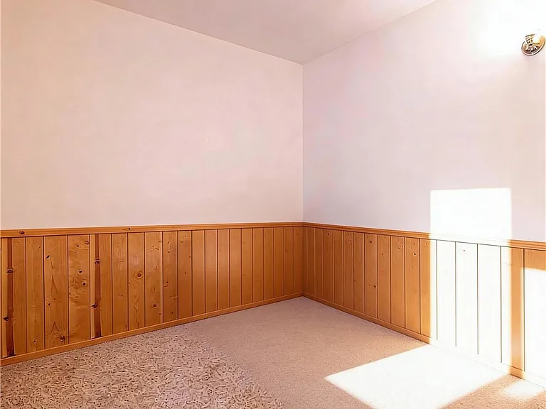 479 Villa Grove Ave — Photo 21