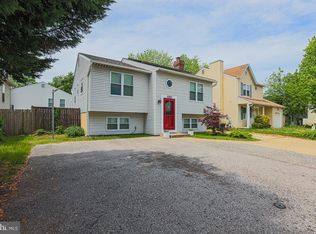 8076 Catherine Ave, Pasadena, MD