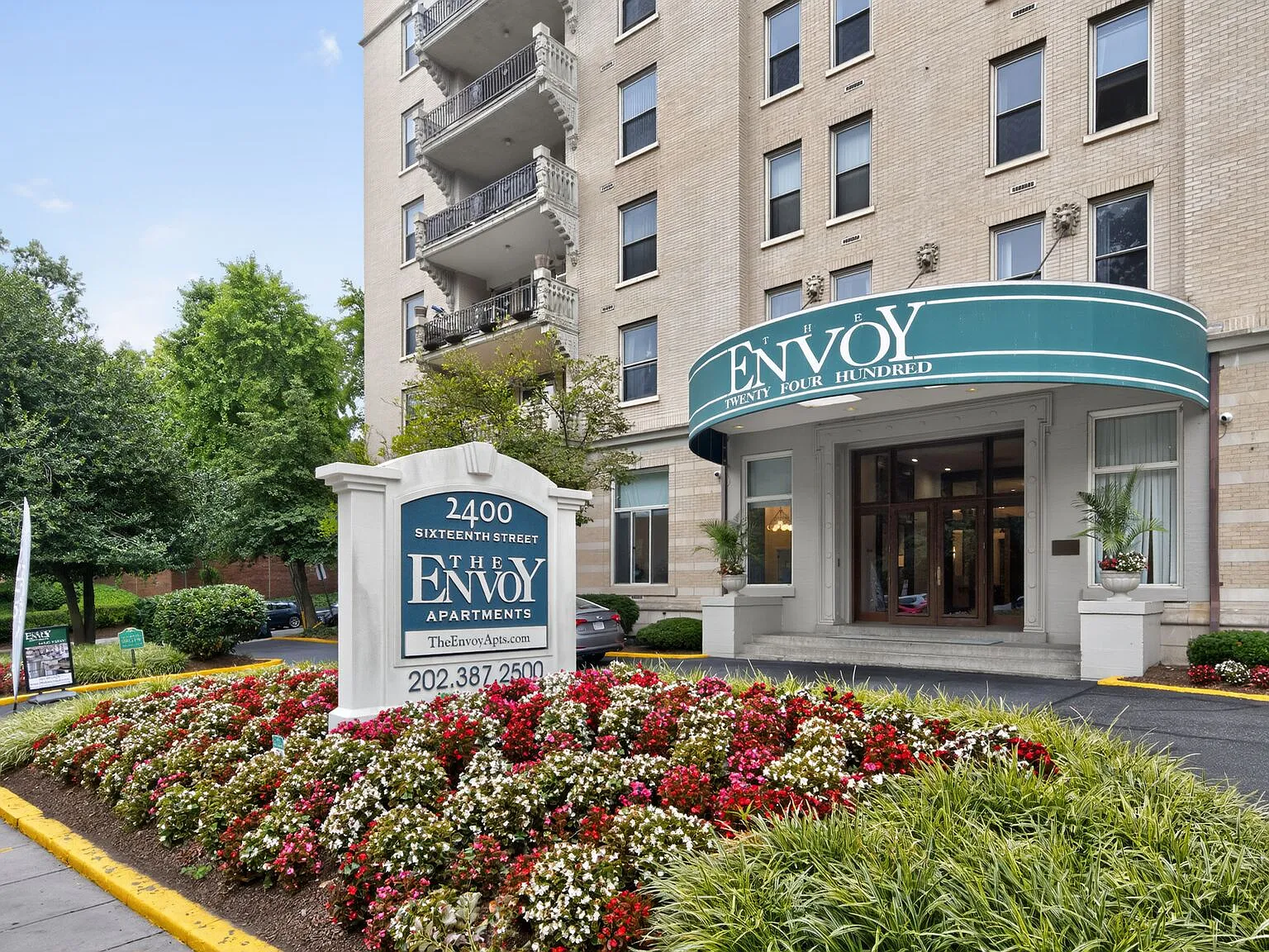 The Envoy — Photo 2