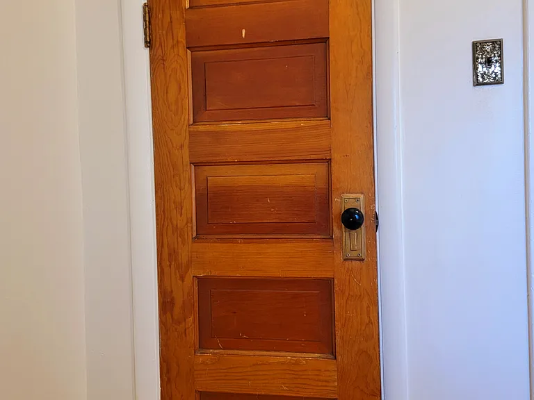 1466 King St — Photo 32