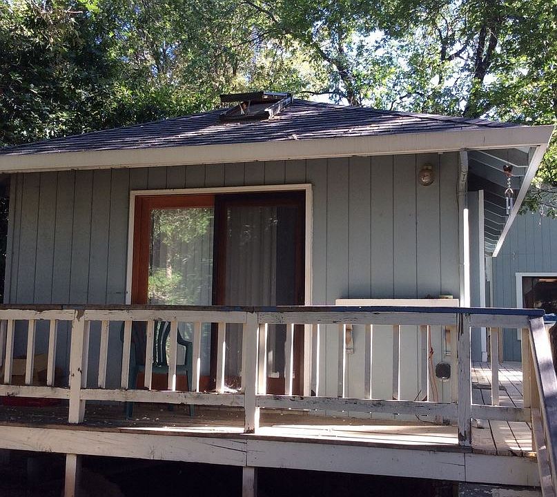 1st image of 17560 Scenic Heights Ct
