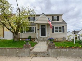 649 Birmingham St, Bridgeport, CT 06606