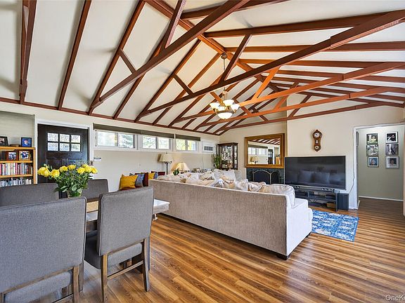 4th image of 6 Wellington Road