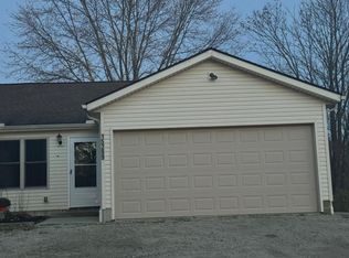 15299 Clinton Rd #15299, Doylestown, OH 44230