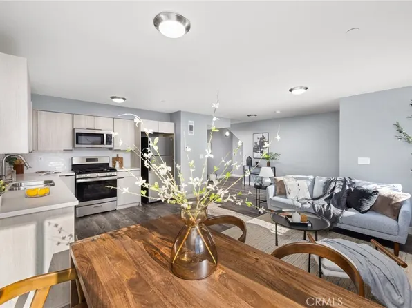 1524 S Cochran Ave, Los Angeles, CA 90019