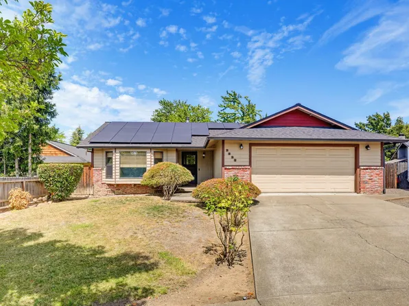 2323 Kona Cir, Medford, OR 97504