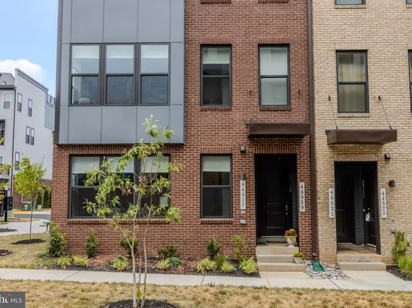 44517 Wolfhound Sq, Ashburn, VA 20147