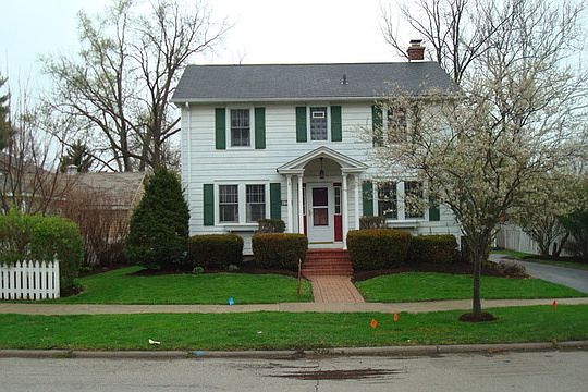 2nd image of 621 Blaine St