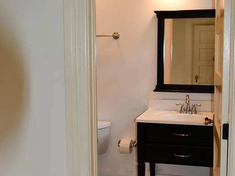 5609 N Suwanee Ave — Photo 6