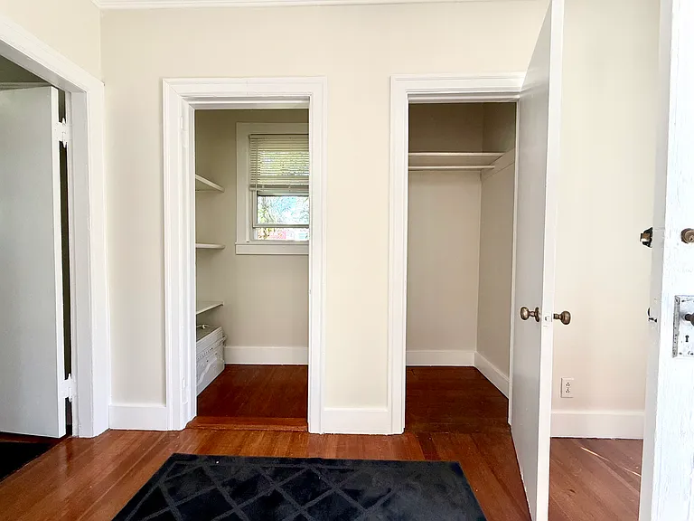 38 Webster St — Photo 6