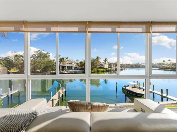 1910 Gulf Shore BLVD N #212, NAPLES, FL 34102