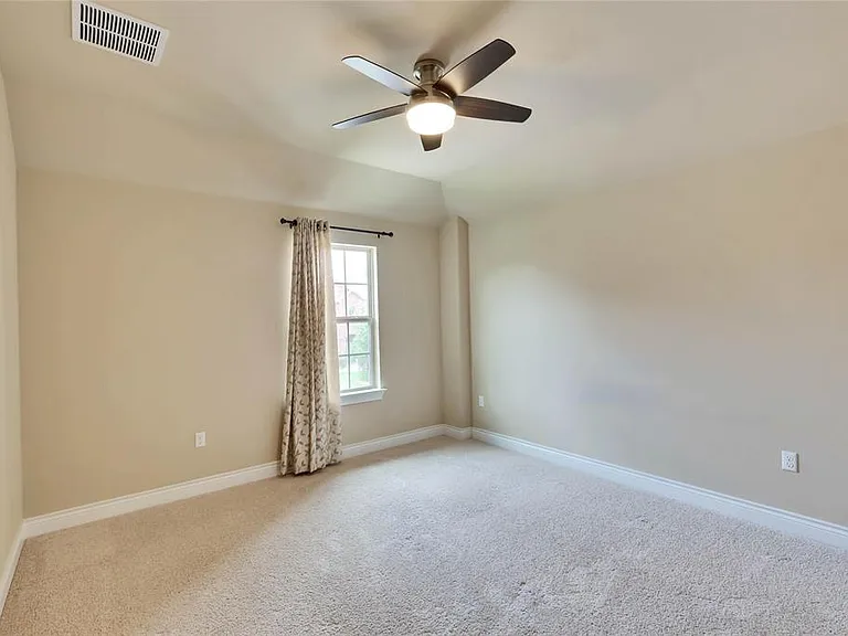15012 Iveans Way — Photo 25