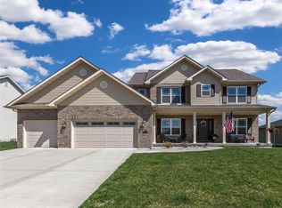 712 Longfellow Dr, O Fallon, IL 62269