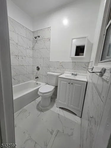 58 Cleremont Ave Photo 1