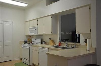 2nd image of 1848 Sassafras Dr