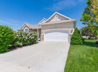 1364 W 3150 S, Syracuse, UT 84075