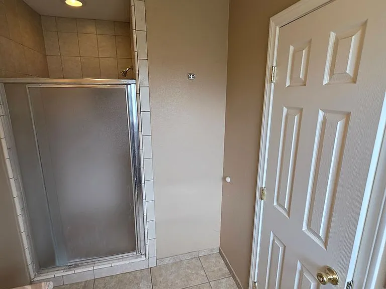 1442 W Valencia Dr — Photo 21