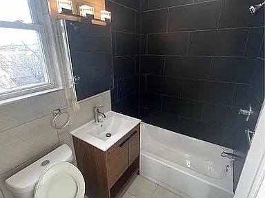4th image of 490 Rahway Ave #C5b