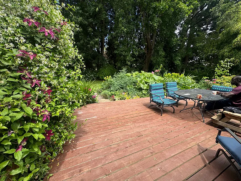 10190 SE 37th Ave — Photo 44