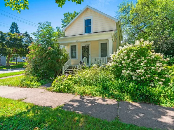 1025 S Lawe St, Appleton, WI 54915